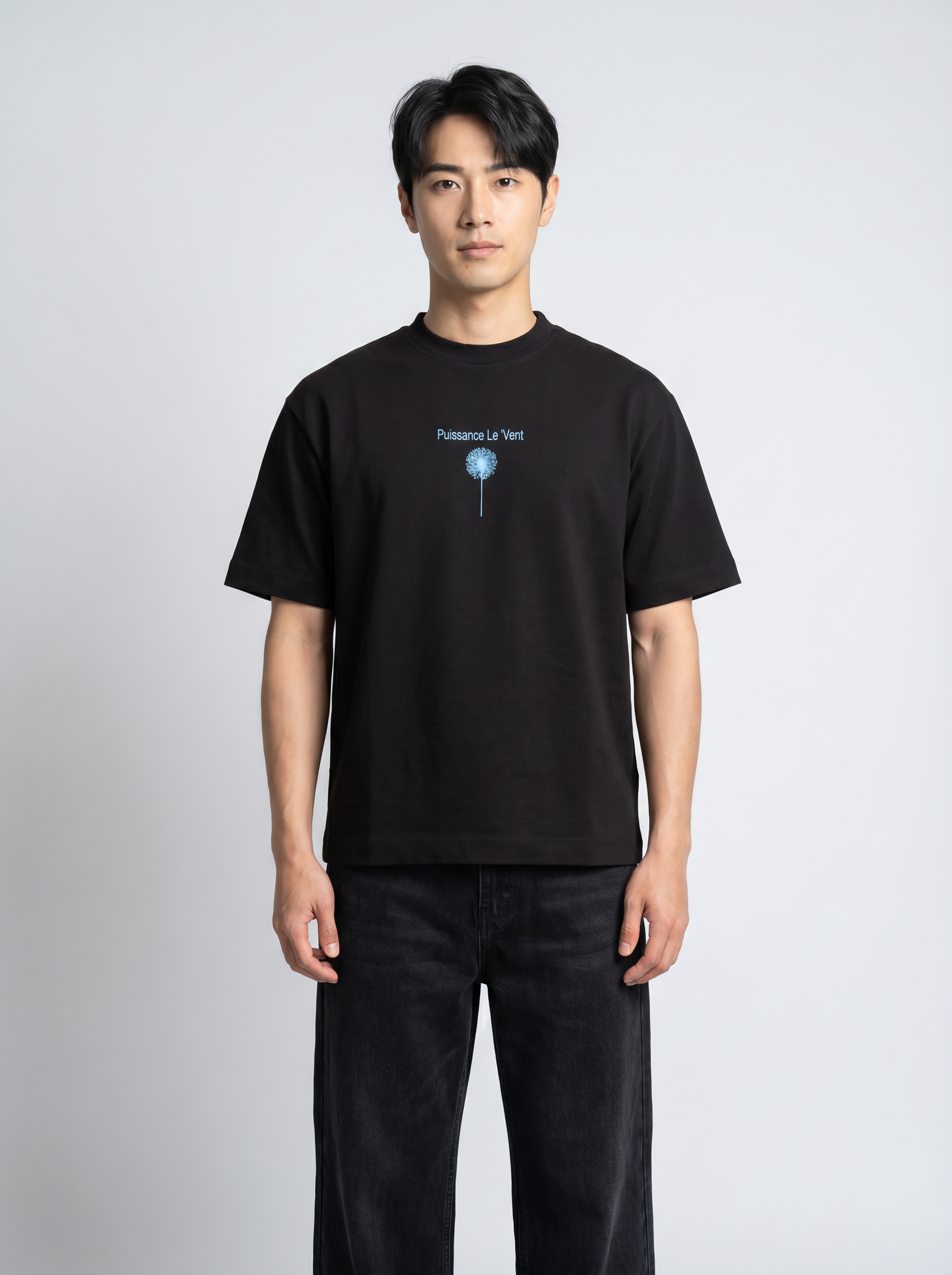 Limited Edition Tiefschwarz mit Tiffany-Akzent | T-Shirt